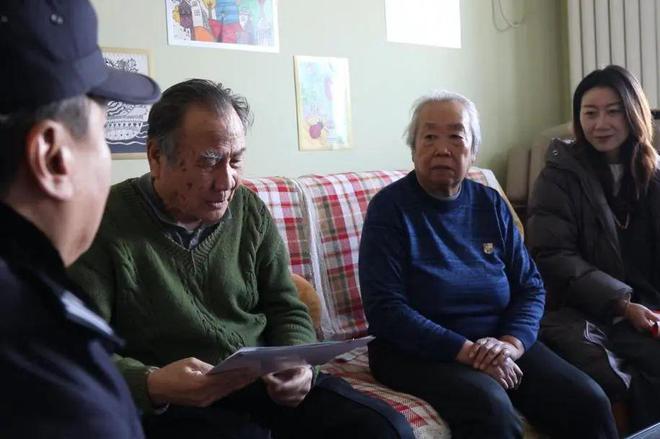 岁我守你！海淀的除夕故事凯时尊龙人生就是博你守(图2)